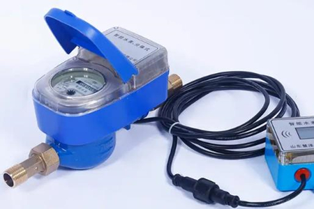 光電直讀遠(yuǎn)傳閥控水表廠家怎么選？