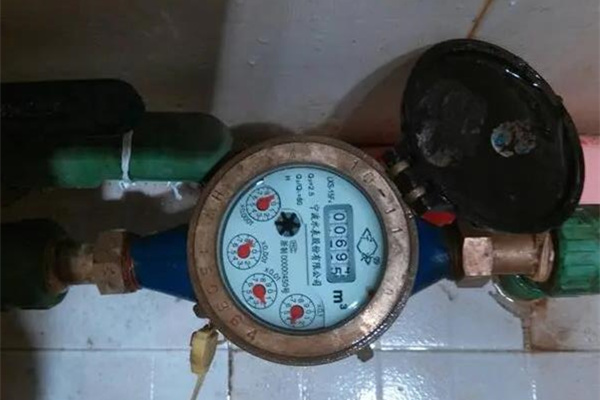 光電直讀遠(yuǎn)傳閥控水表的工作原理原來(lái)是這樣的！ 圖2