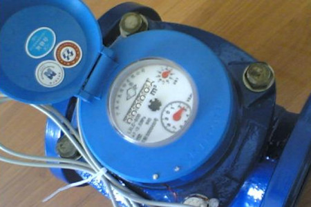 一種密封性好、不易滲水的光電直讀遠傳水表