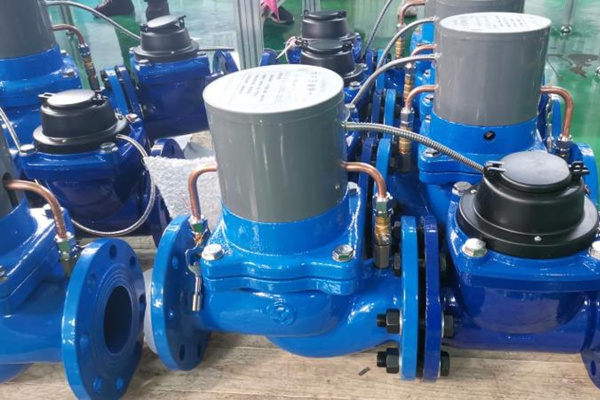 大口徑遠傳水表的內(nèi)部結構與工作原理